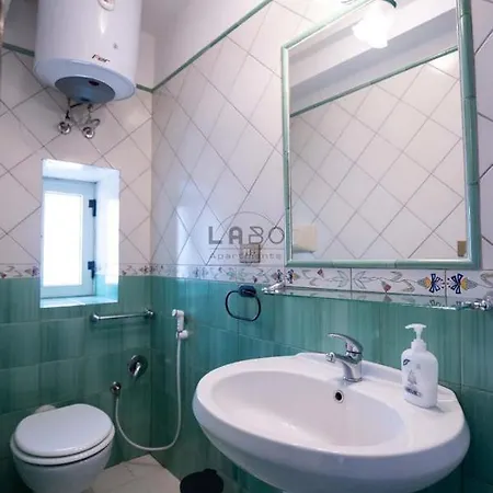 Apartment Choros *